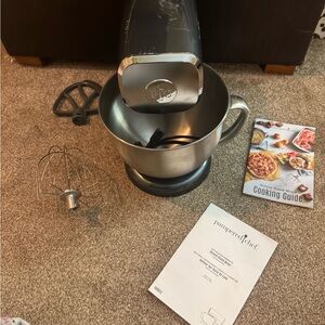 Pampered Chef Black Stand Mixer. Never used